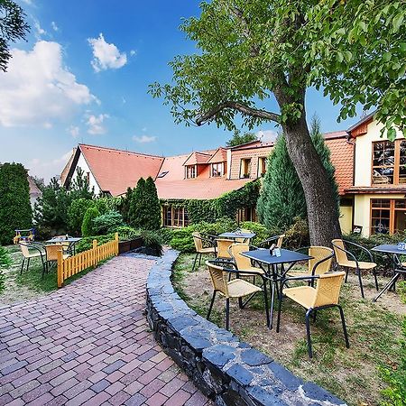Restaurace A Penzion U Palecku Skuteč Eksteriør bilde
