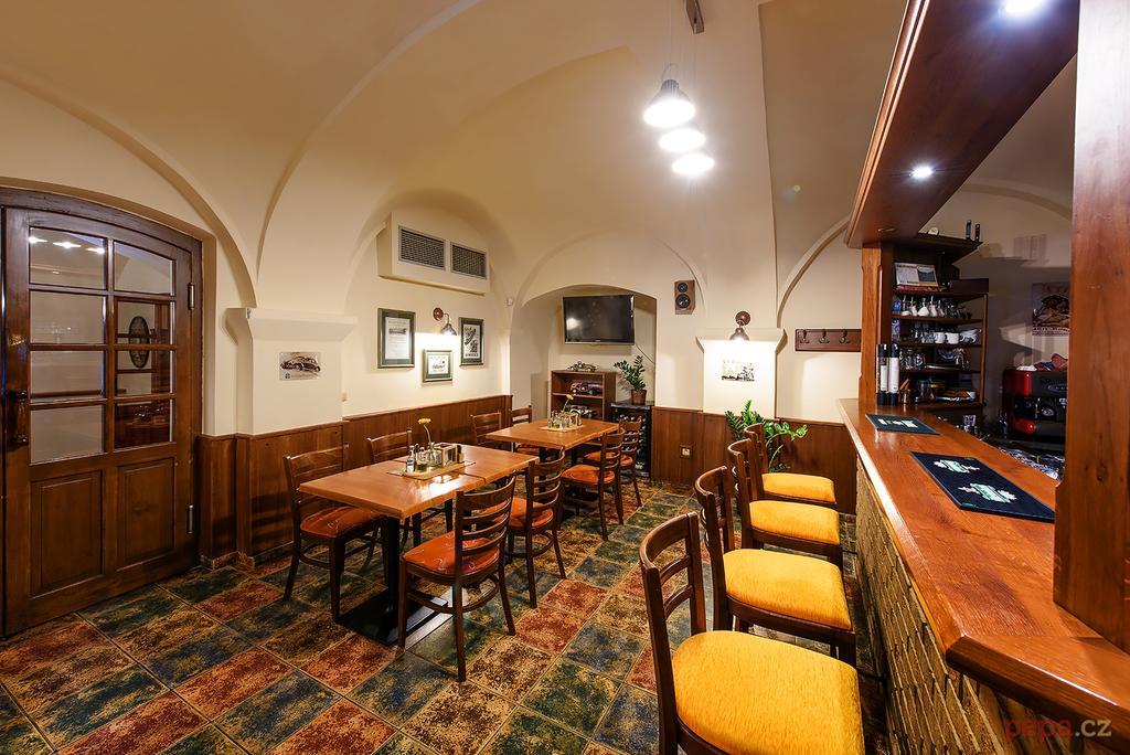Restaurace A Penzion U Palecku Skuteč Eksteriør bilde